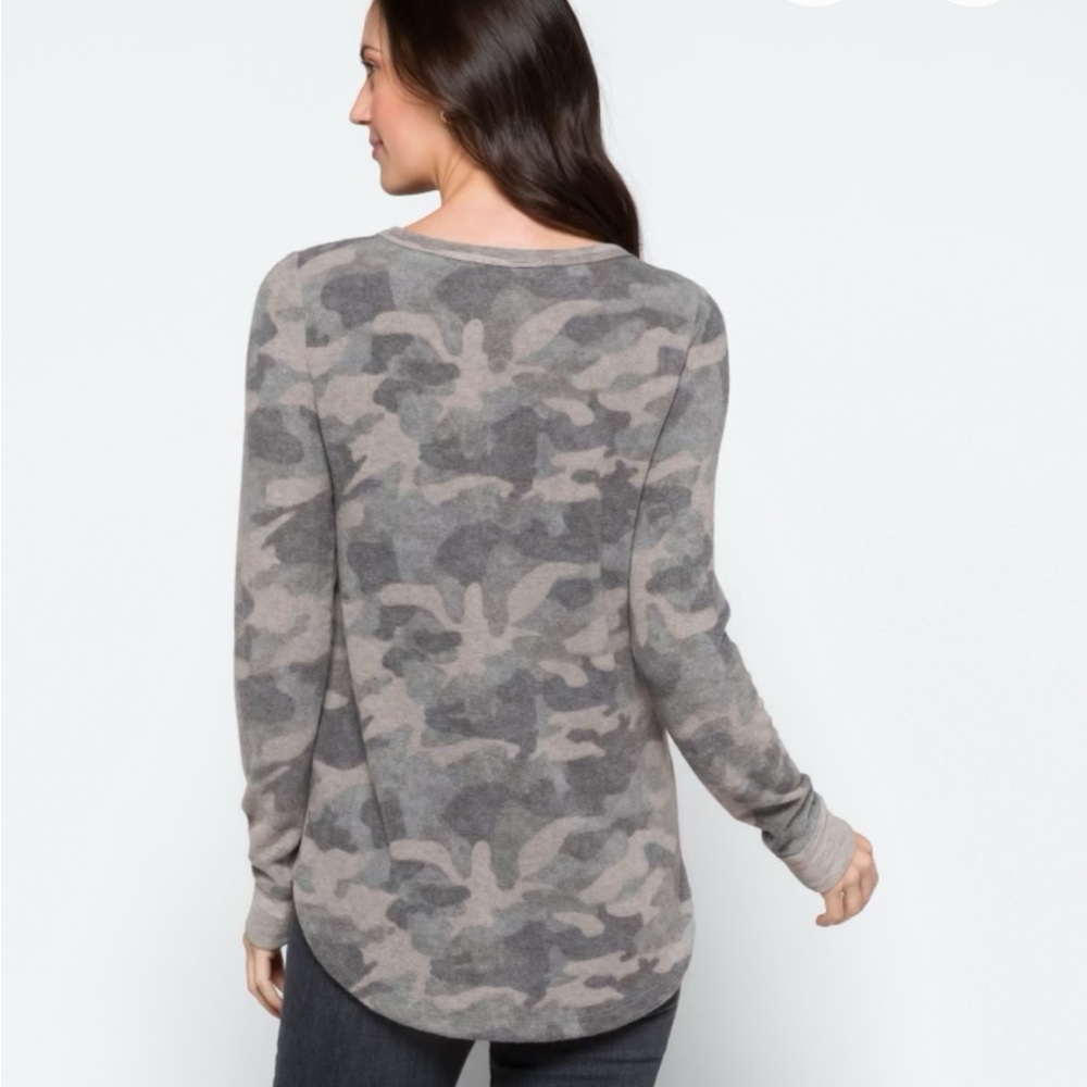Pink Clover Nova Gray Camouflage Long Sleeve Top Super Soft Size M - Picture 2 of 8
